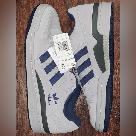 Adidas Forum low - Picture 1 of 14